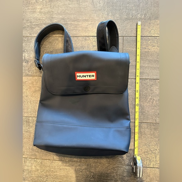 Hunter Target Backpack Medium Navy 20th Anniversary - Picture 4 of 11